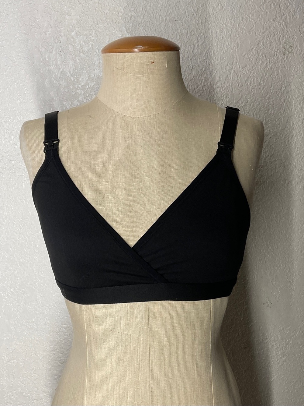 BUMPSUIT the comfy nursing bra in
Black size M/L